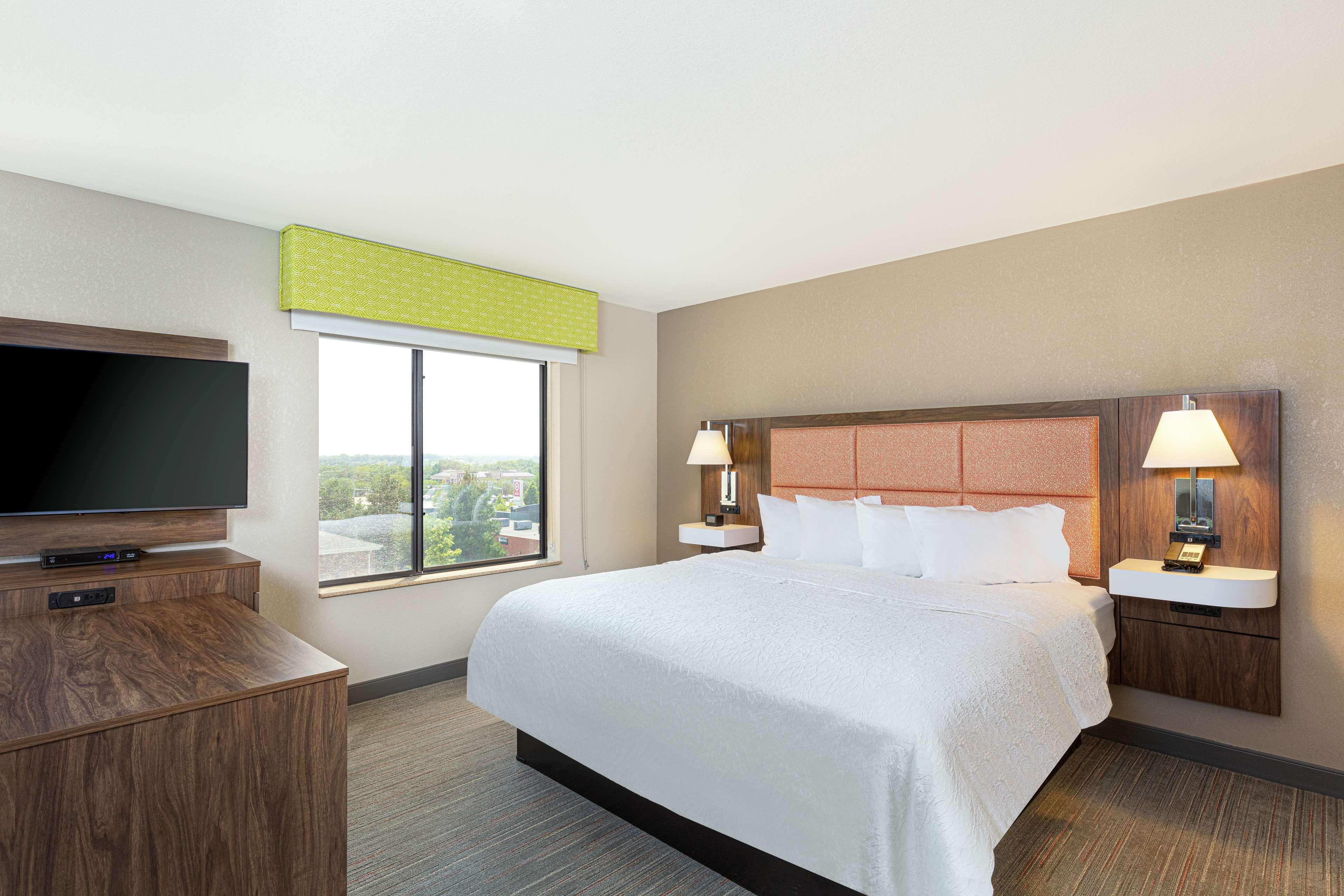 Newly Renovated Hampton Inn Omaha West Lakeside Εξωτερικό φωτογραφία