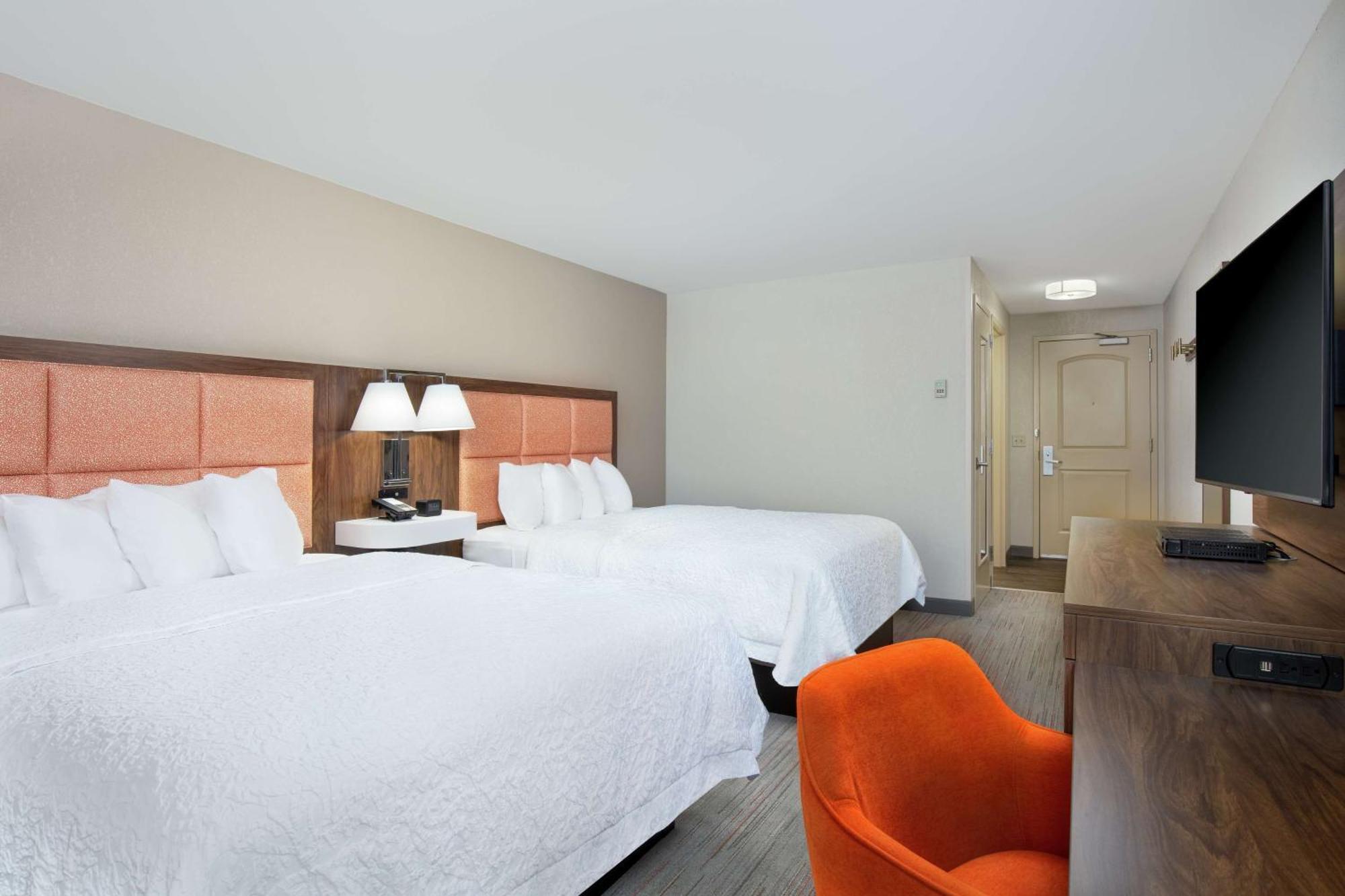 Newly Renovated Hampton Inn Omaha West Lakeside Εξωτερικό φωτογραφία